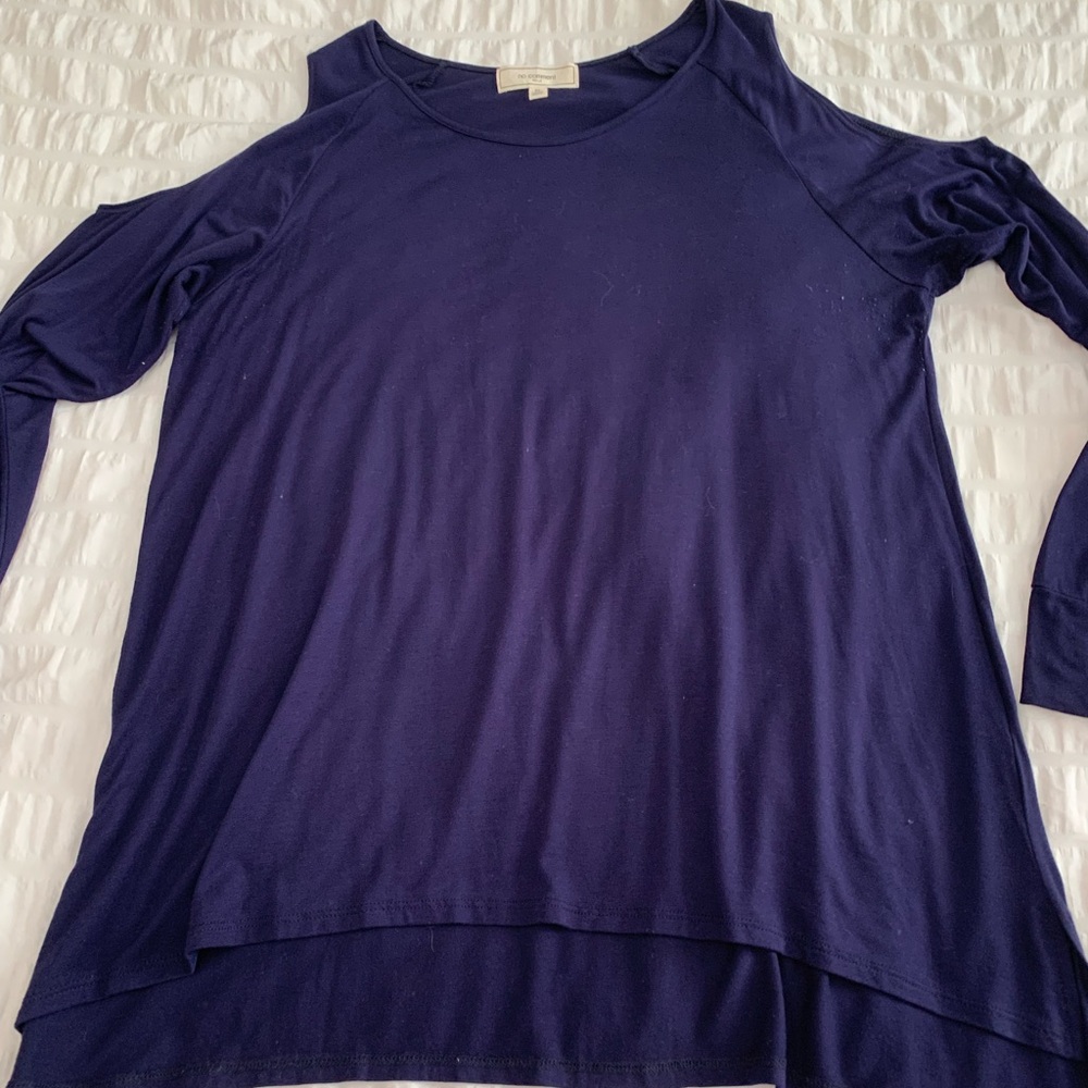 No Comment Cold Shoulder Top - Picture 7 of 16